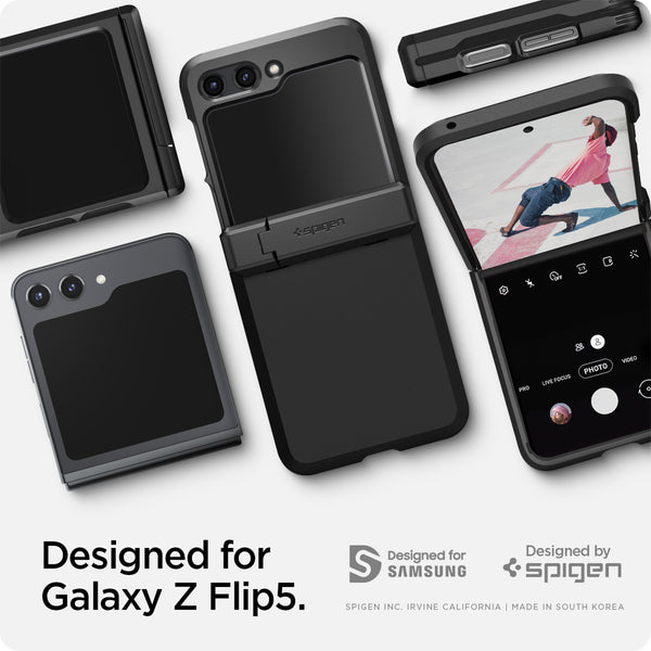 Case Samsung Galaxy Z Flip 5 Spigen Tough Armor Matte Cover Casing